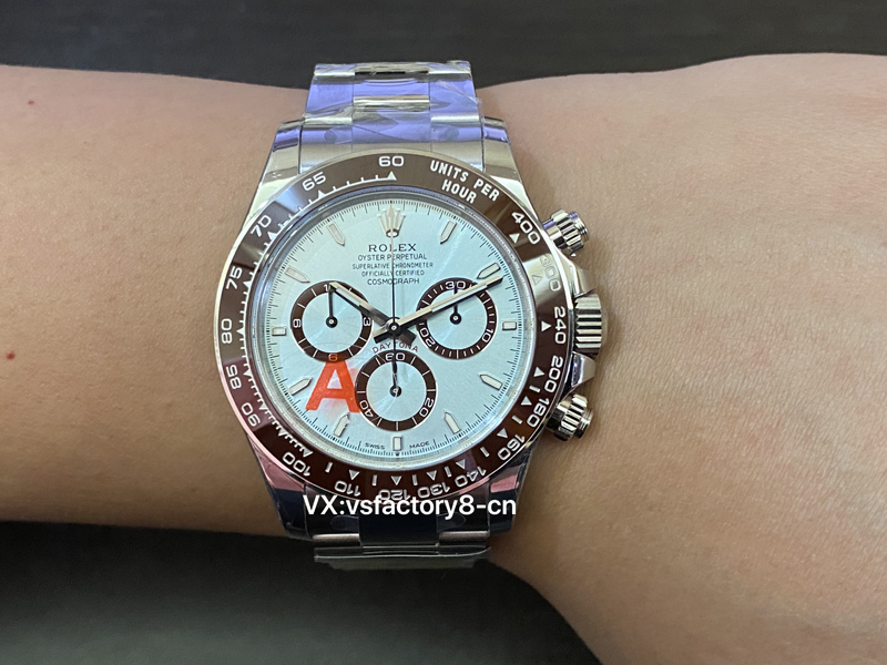 新款勞力士迪通拿冰藍(lán)迪丹東4131機(jī)品質(zhì)做工細(xì)節(jié)是否達(dá)到了最頂尖