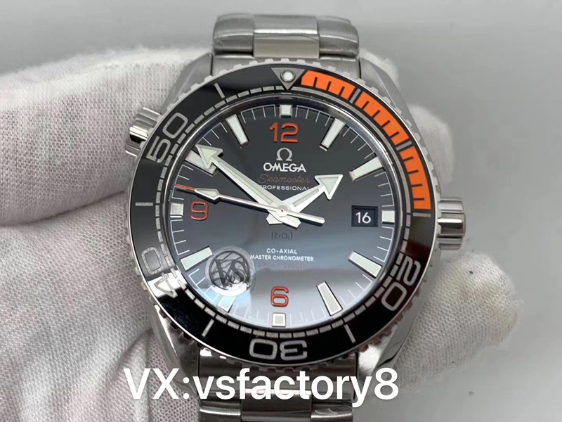 VS廠歐米茄四分之一橙海馬600米復(fù)刻表細(xì)節(jié)做工還原的怎么樣