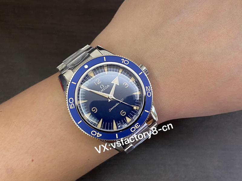 歐米茄藍面幽靈黨海馬300米丹東8912機細節(jié)做工值得入手嗎