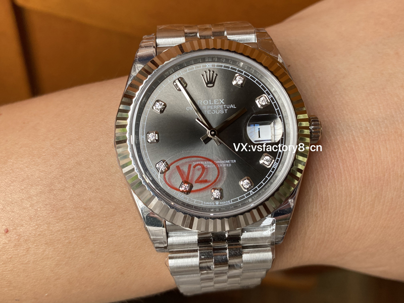 勞力士41m灰鉆日志復(fù)刻表V2版丹東3235機細節(jié)做工是最高版嗎